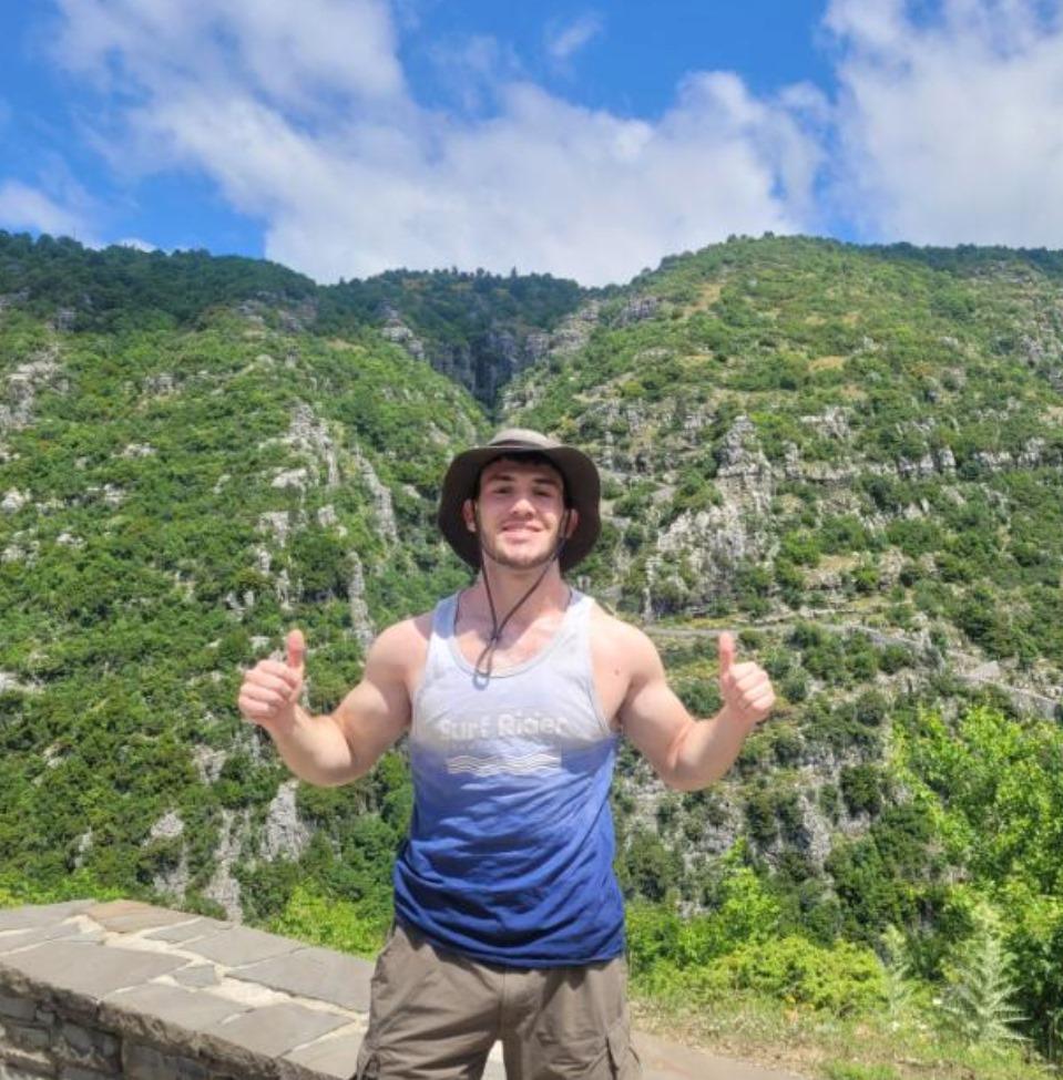 עומר בן אביב